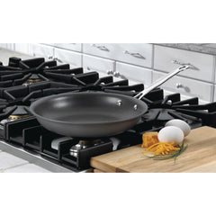 Chef's Classic™ Nonstick Hard Anodized 10" Nonstick Skillet